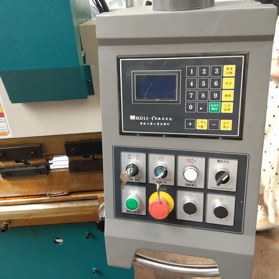 Hydraulische CNC-Abkantpresse von Primapress, 125 t, 2500 mm, 6+1-Achsen-Biegemaschine mit Da53t/Da66t/Da69t-Steuerung zum Blechbiegen